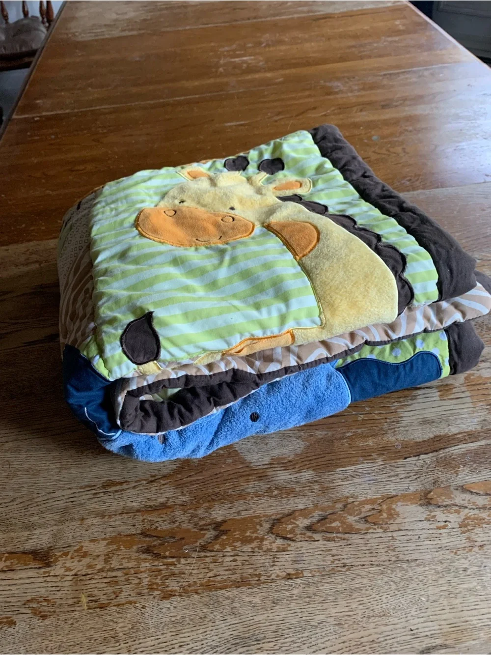 Tiddliwinks Safari Friends baby crib quilt Comforter Jungle Theme Elephant Read~